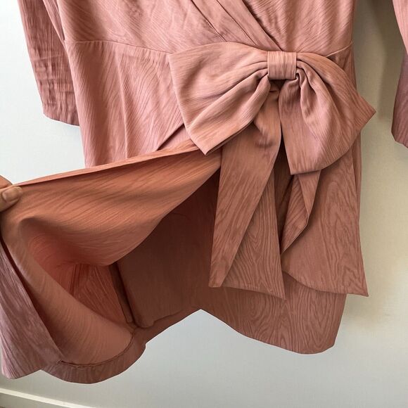 BCBGMAXAZRIA Cameo Faux Wrap Dress Cocktail Pink Bow Detail Coquette Size 6 - Picture 10 of 15